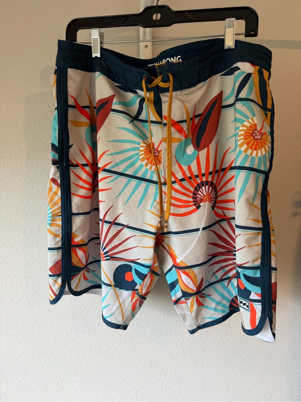 Billabong Men’s swim trunks